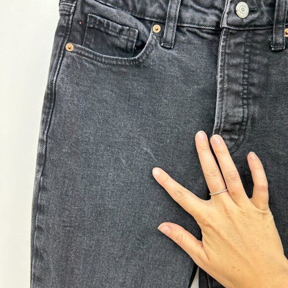 Old Navy Black Denim Button Fly High Rise OG Straight Leg Jeans 4P 4 PETITE - Picture 7 of 7